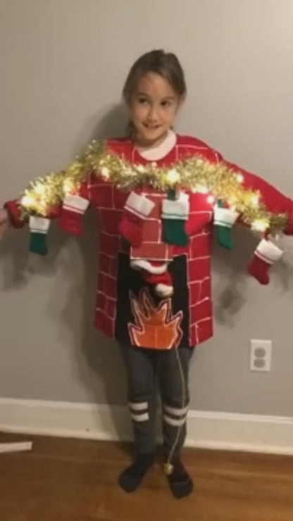 Papa Noel sube y baja la cuerda musical